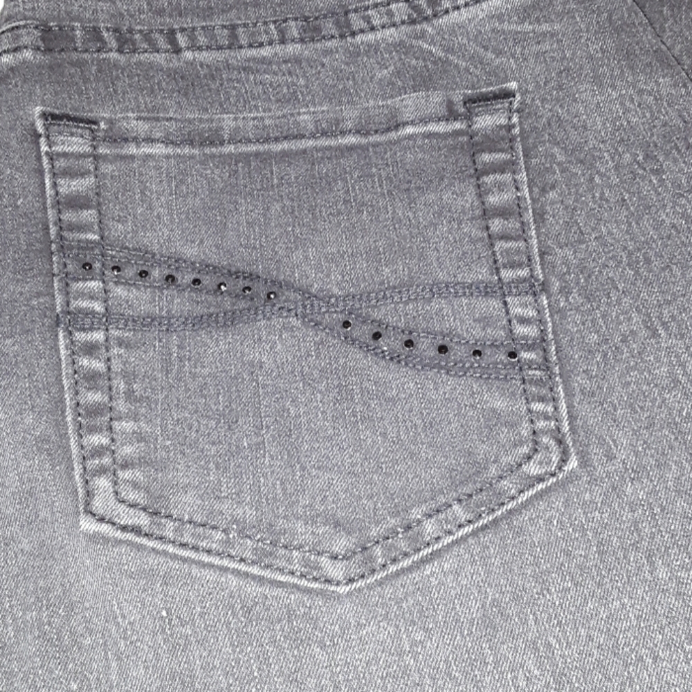 Lee Riders - Picture 4 of 8